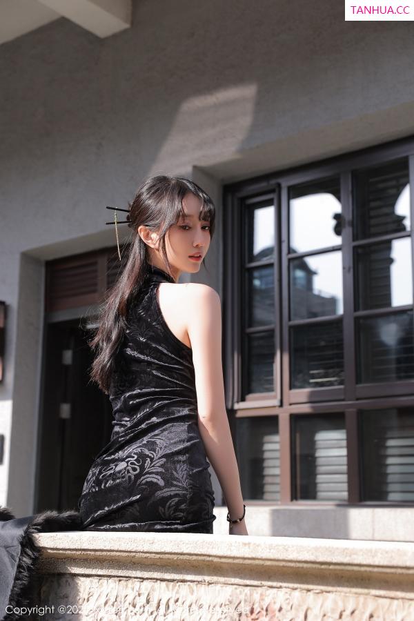 玥儿玥  [XiuRen]高清写真图 2022.12.27 No.6050 玥儿玥er 海南旅拍第4张图片